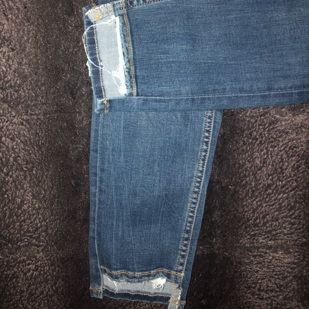 Mid Rise Skinny Jeans - Picture 4 of 8